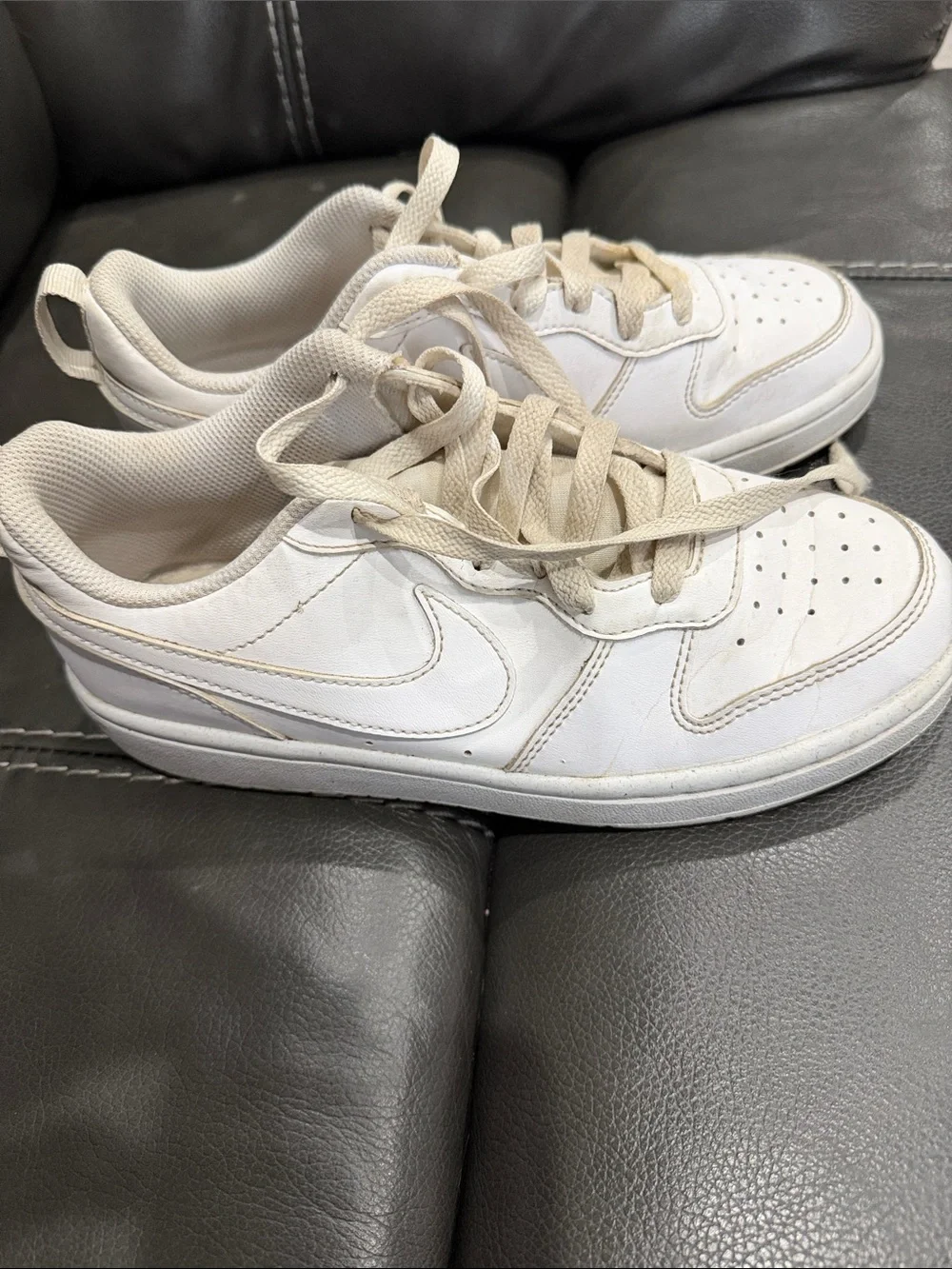 Nike kids low